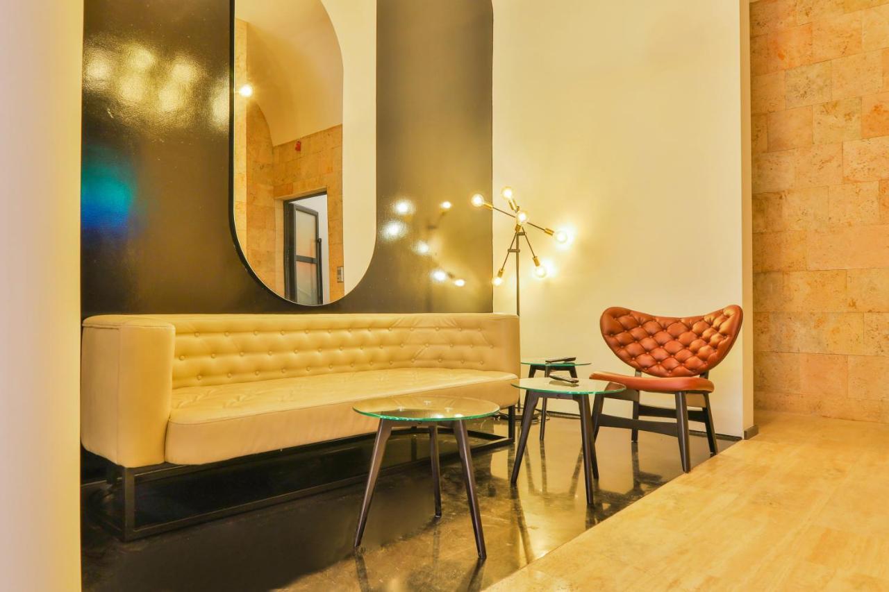Benelux Hotel 佩奇 外观 照片