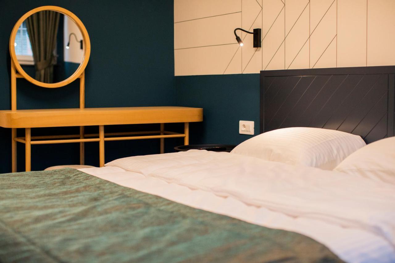 Benelux Hotel 佩奇 外观 照片