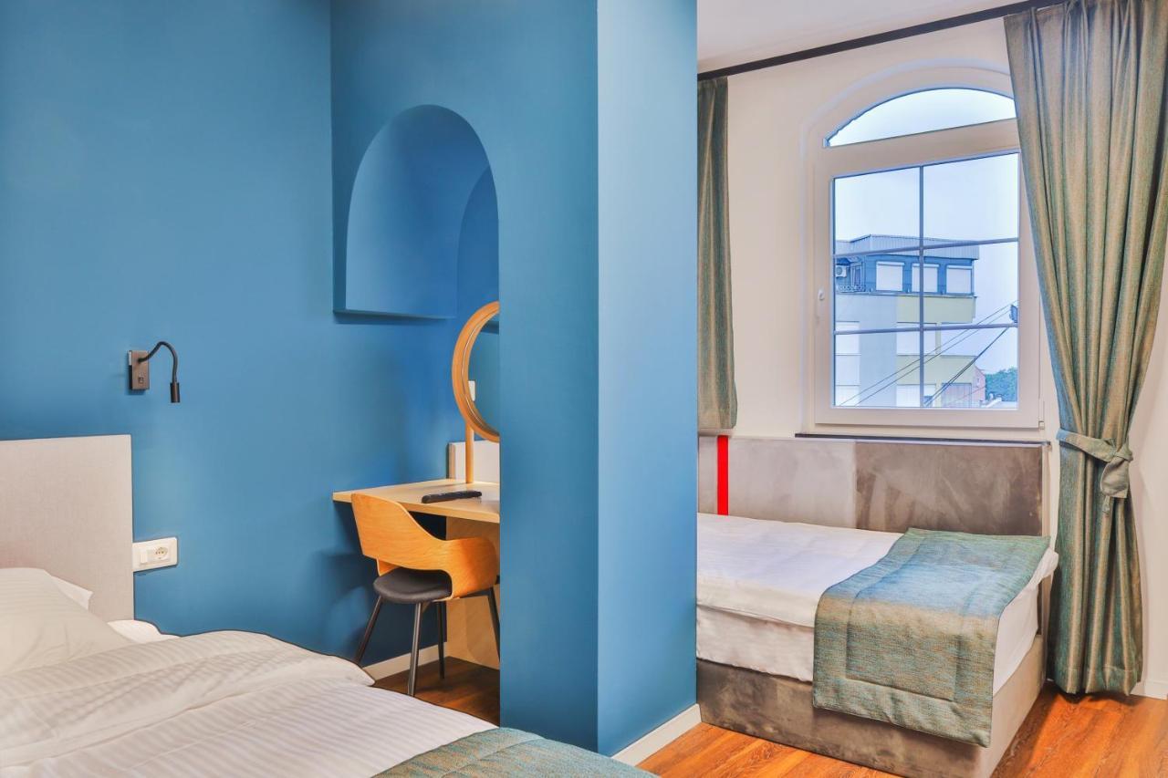 Benelux Hotel 佩奇 外观 照片