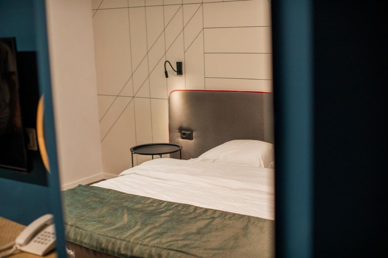Benelux Hotel 佩奇 外观 照片