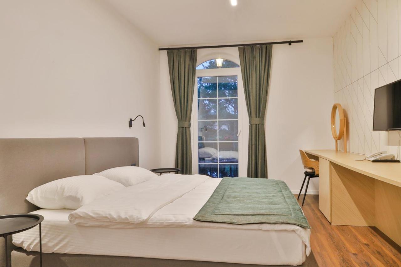 Benelux Hotel 佩奇 外观 照片