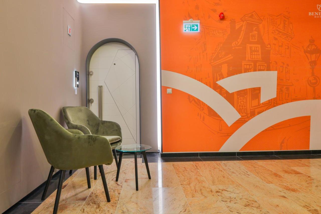 Benelux Hotel 佩奇 外观 照片